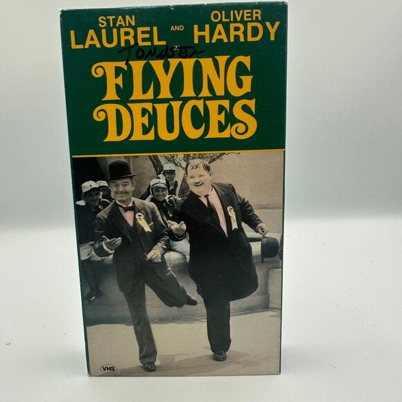 Flying Deuces VHS 1939 Laurel & Hardy GoodTimes Classics Comedy B/W - Picture 1 of 3